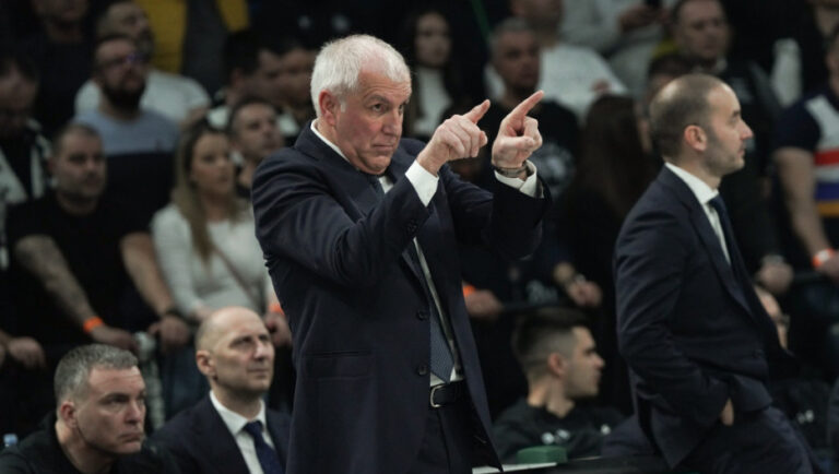 Obradović bez dlake na jeziku: U velikom smo problemu sa rosterom, treba da dovedemo dva nova igrača