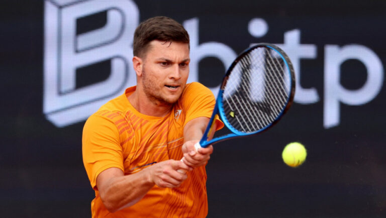 Miomir Kecmanović eliminisan u drugom kolu Mastersa u Parizu