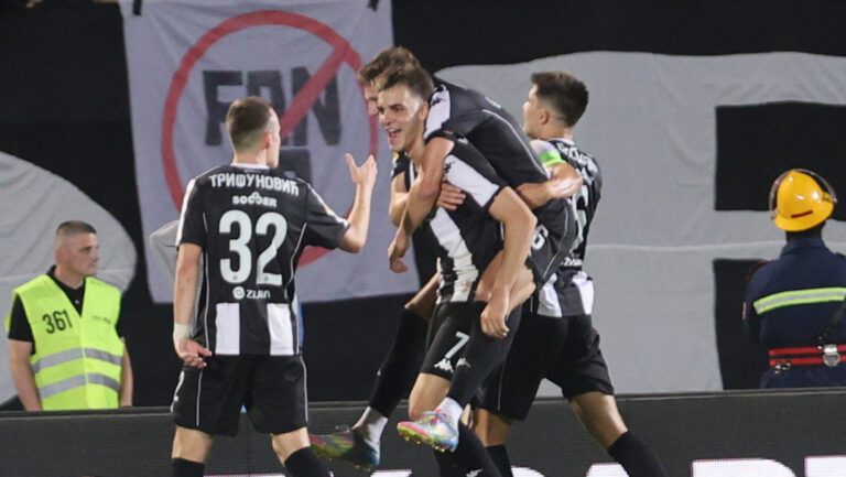 Partizan na Banovom brdu: Pobeda nad Čukaričkim donosi lidersku poziciju na tabeli Superlige