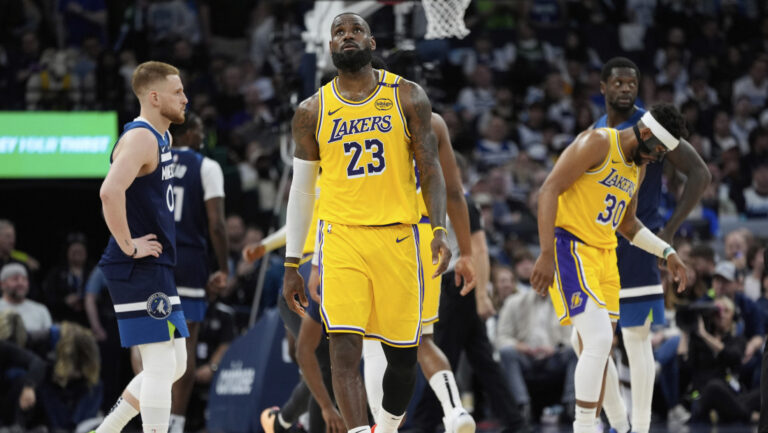 Lebron vodio Lejkerse do nove pobede